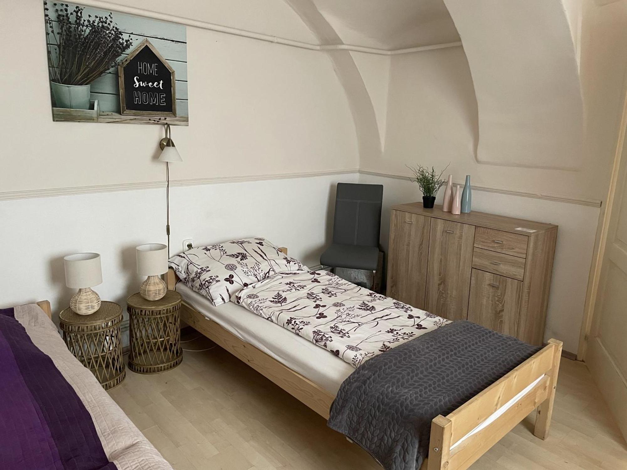 Takacs Vendeghaz 2 Appartement Sopron Buitenkant foto